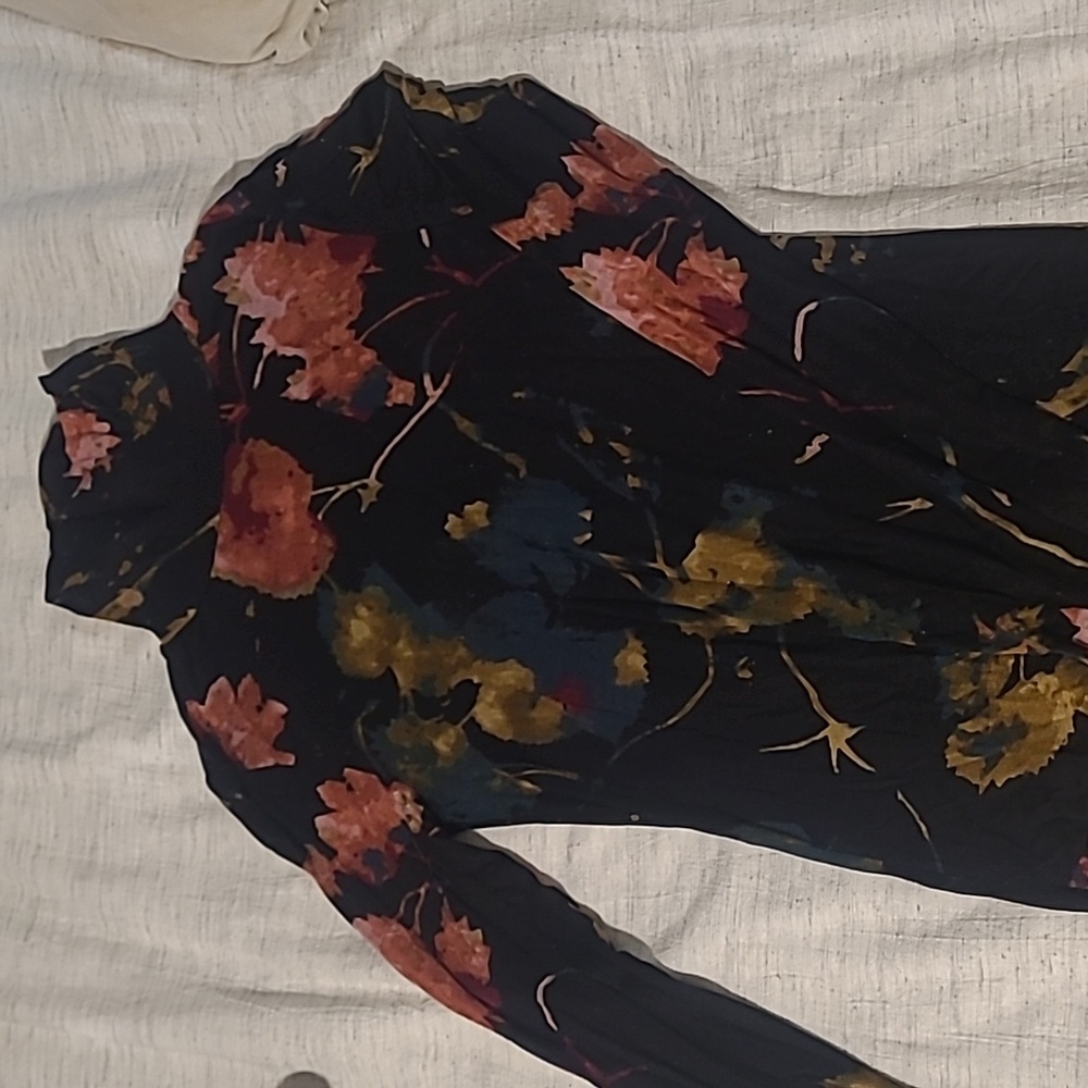 BCBGMaxAzria Multicolor Abstract Top